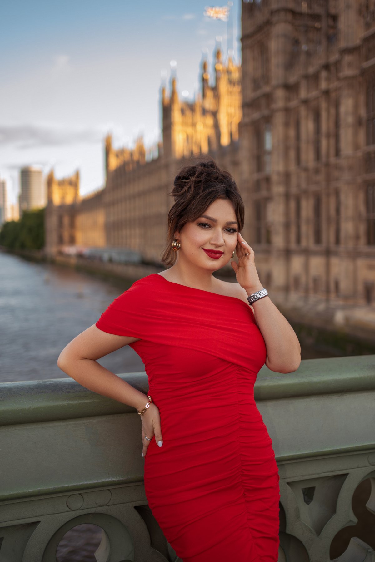 Silk black portrait elegant | photographed by Mariya Harley, West & Central London